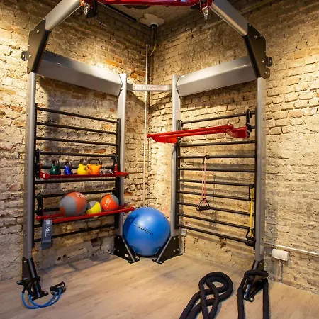 Apart Otel Limehome Stresemannstrasse - Digital Access 3*