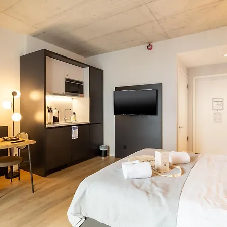 Limehome Stresemannstraße - Digital Access Apartahotel
