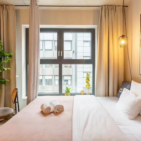 Limehome Stresemannstrasse - Digital Access Düsseldorf
